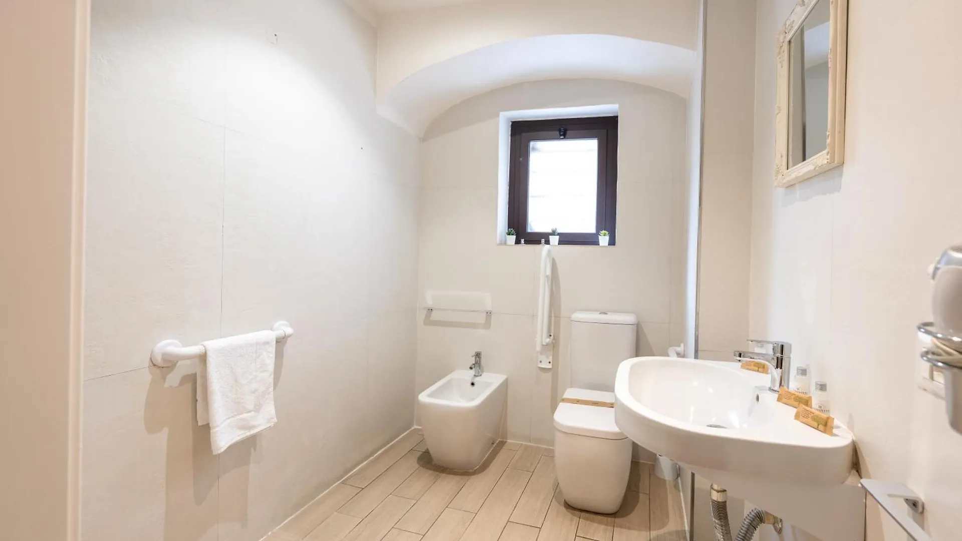 Palazzo Bicocca Rooms Catania Gæstehus